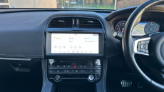 Jaguar F-Pace 2.0d [180] Chequered Flag 5dr Auto AWD Diesel Estate